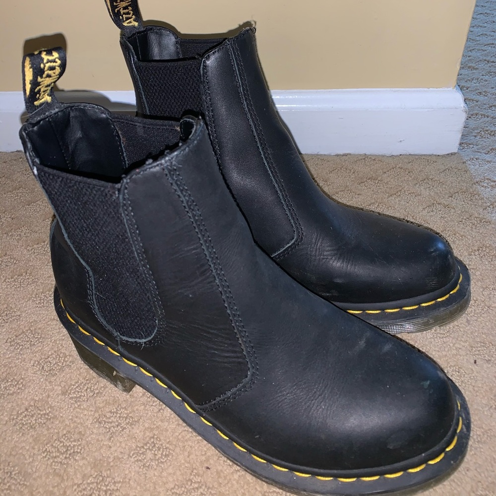 doc marten chelsea boot